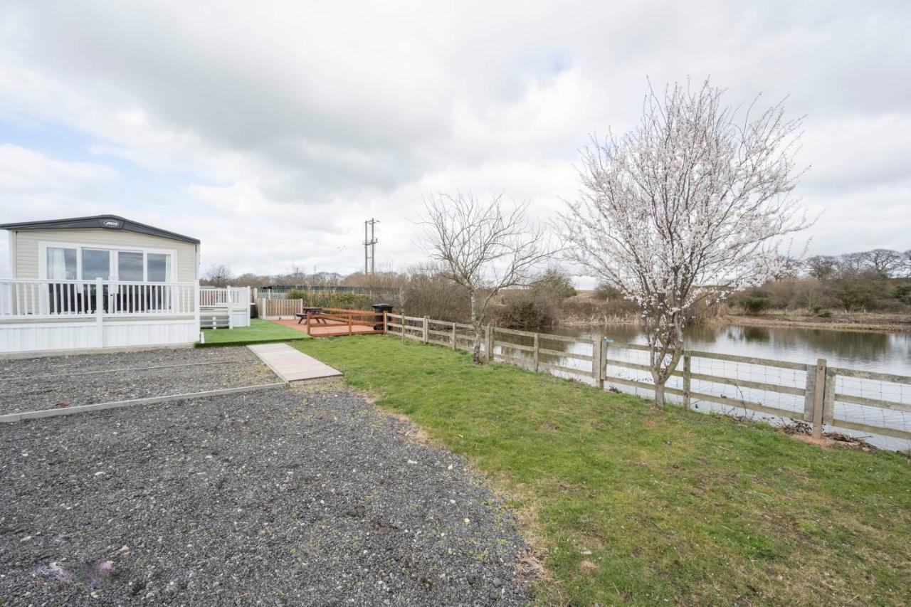 Hallcroft Fishery And Holiday Park Retford Kültér fotó