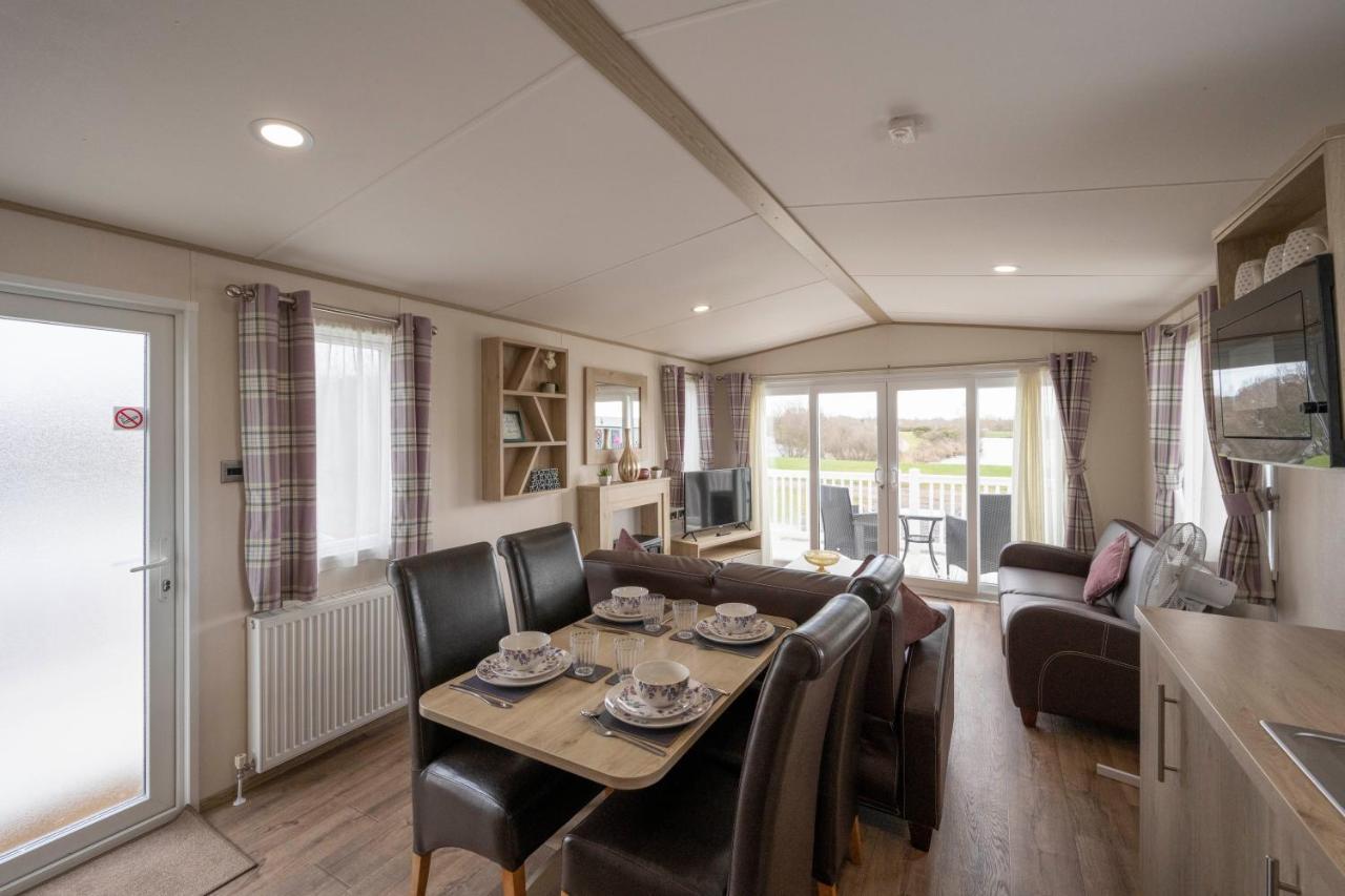 Hallcroft Fishery And Holiday Park Retford Kültér fotó